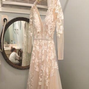 Wedding dress